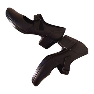 Clarks Collection NWOT Size 9.5M Black Emslie Shoes